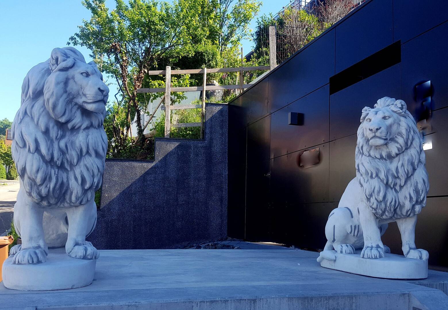 Ihr Onlineshop für Werbe-, Haus- & Gartendekoration 4 20170517 100157 scaled