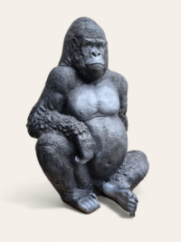 Lebensgroße Gorillas bei shop.garten-fantasy.de