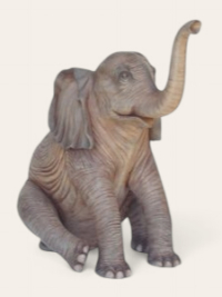 Elefant sitzend mir Rüssel nach oben Baby Elefant Figur
