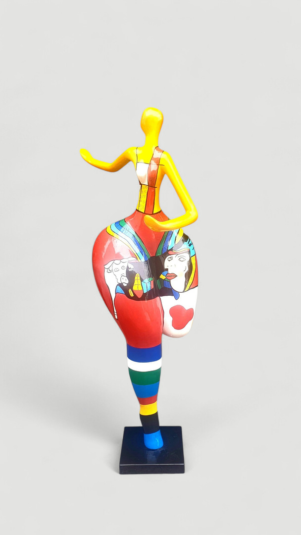 Nana Skulptur laufend: Bunte, handbemalte Nana Statue, 130 cm hoch, dekorative Kunst