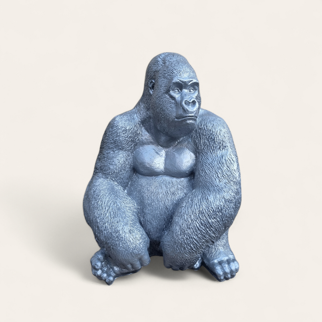 Lebensgroße Silberne Gorilla-Figur – Majestätischer Blickfang für Ihr Zuhause 75 cm 1 Gorilla neue Collection bei shop.garten-fantasy.de