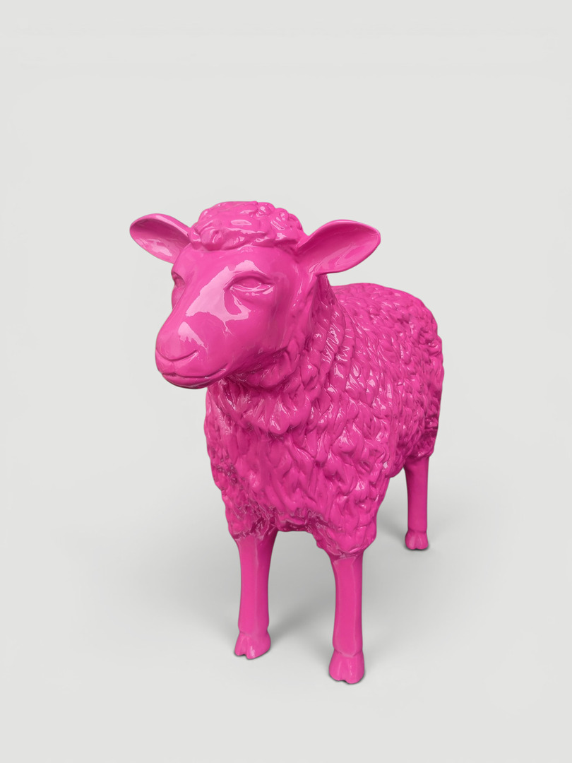 Schaf Lebensgroßes pinkes Deko Schaf aus Kunstharz, 75 cm, für Haus und Garten.